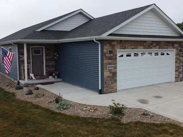 10190 Fieldstone Ct, Monticello, IN 47960
