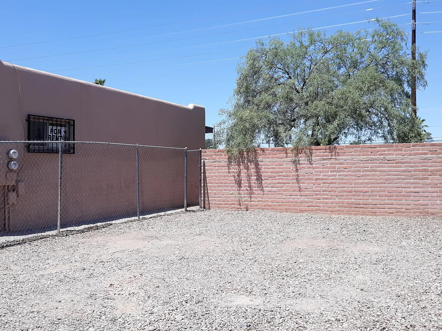 2 bed, 950 sqft, $1,200 — Photo 2