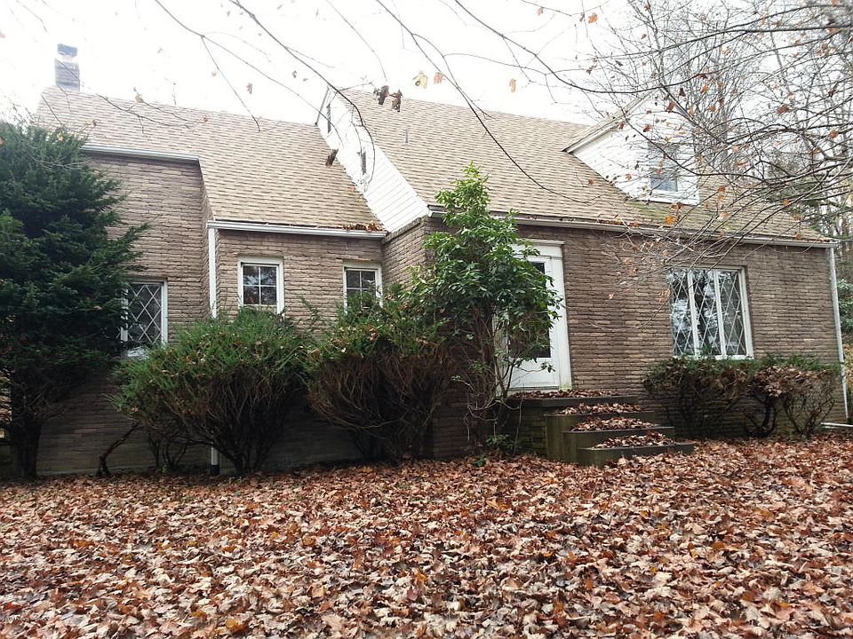 1st image of 548 W Foothills Dr