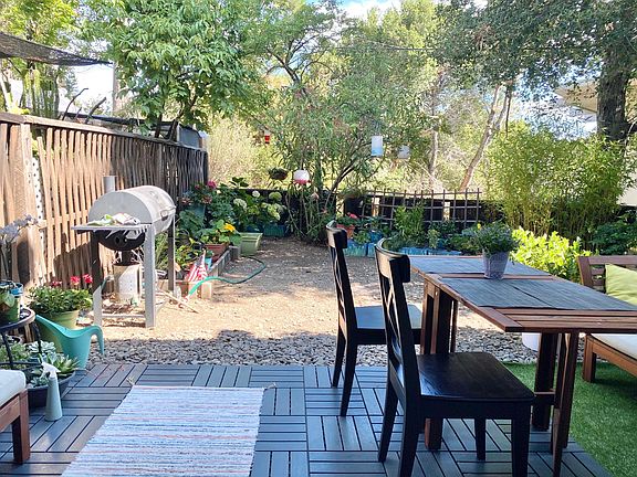 2nd image of 10 Garden Ct APT 2
