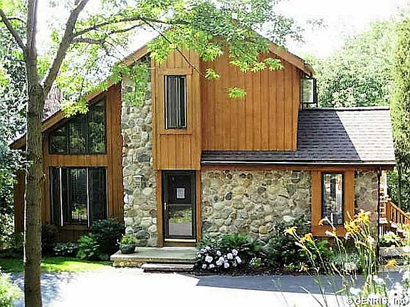2nd image of 5265 Red Fox Dr