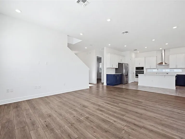 10085 Ballast Dr — Photo 9