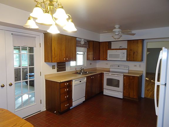 5th image of 1117 Birkdale Ct