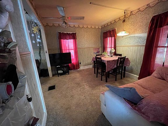 5th image of 304 Brook St