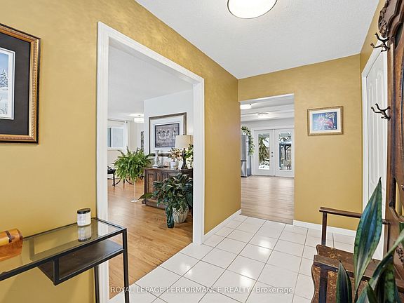 4th image of 62 Bearbrook Rd