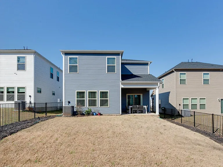 4009 Woodland View Dr — Photo 49
