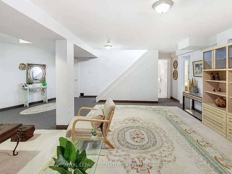 1814 Rosebank Rd — Photo 41