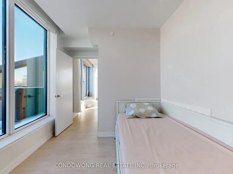 1808 Saint Clair Ave W #1101 — Photo 12