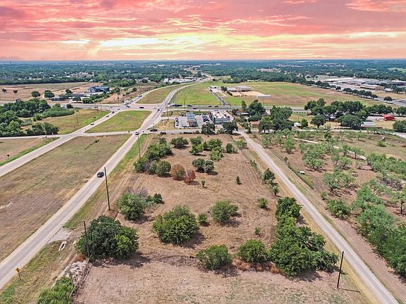 2nd image of 1882 Old Mineral Wells Hwy