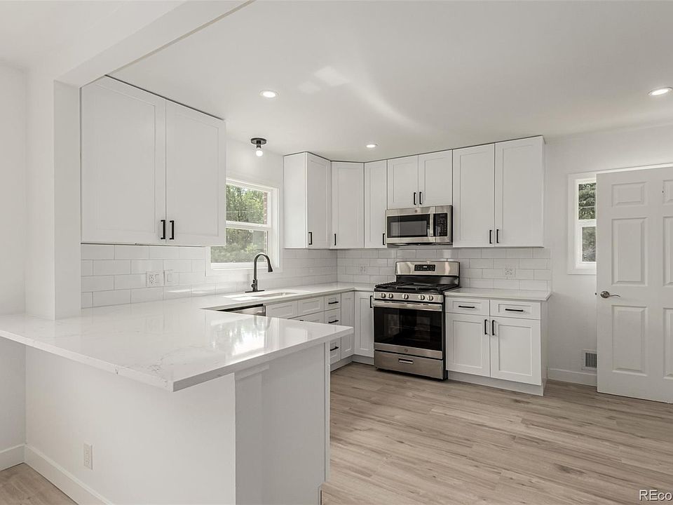 1st image of 10544 Carmela Lane