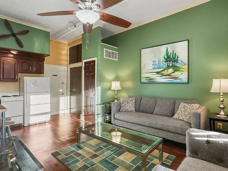 1370 S Main St #2E — Photo 8
