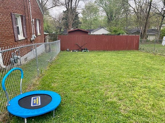 2nd image of 306 Frazier Ave