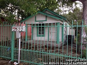 2nd image of 2622 El Paso St