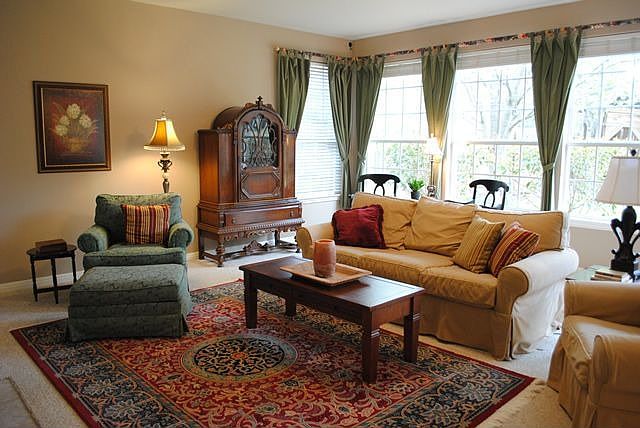 Wonderful Family Room, Cozy, yet Open to the Backyard with a wall of windows.