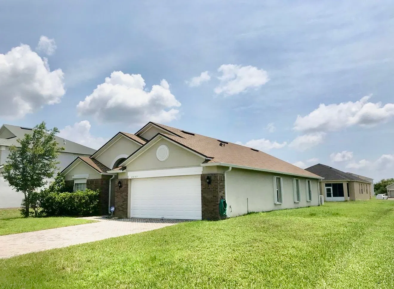4 bed, 1892 sqft, $2,200 — Photo 2