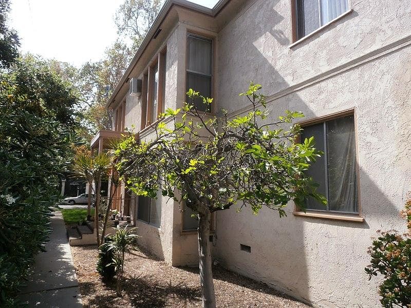 1st image of 132 N Maple St #49198yztv