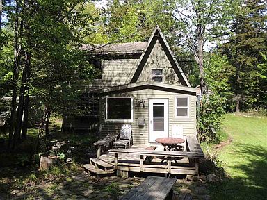 5 Chipmunk Lane, West Dover, VT 05356 | Zillow