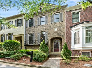 142 W Ridge Way, Roswell, GA 30076