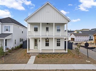 726 Rumbling Leaf Ln, Summerville, SC 29486