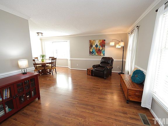 5th image of 1413 Morningsdale Dr