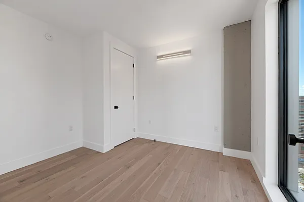 Rented by REAL New York | media 36