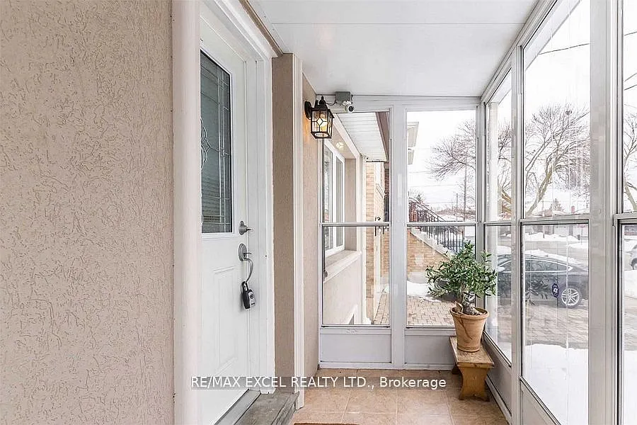 4 bed, $3,500 — Photo 3