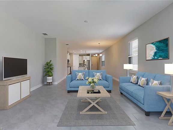 Home For Sale In SEASONS AT BONITA