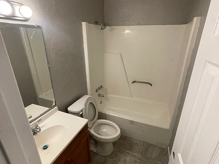 5647 Doonesbury Way — Photo 4