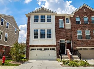 42 Marcel Ln, Schaumburg, IL 60194