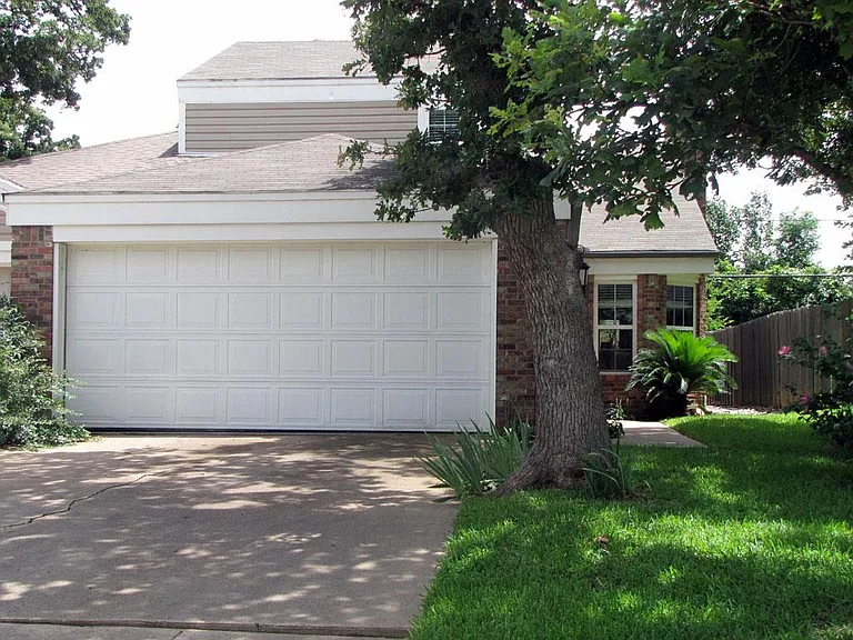 5315 San Mateo Ct — Photo 1