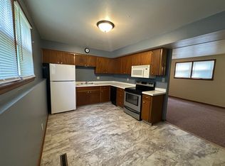 848 S 19th St #7, Fort Dodge, IA 50501