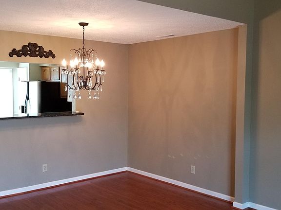 3rd image of 10503 Raven Ct #2