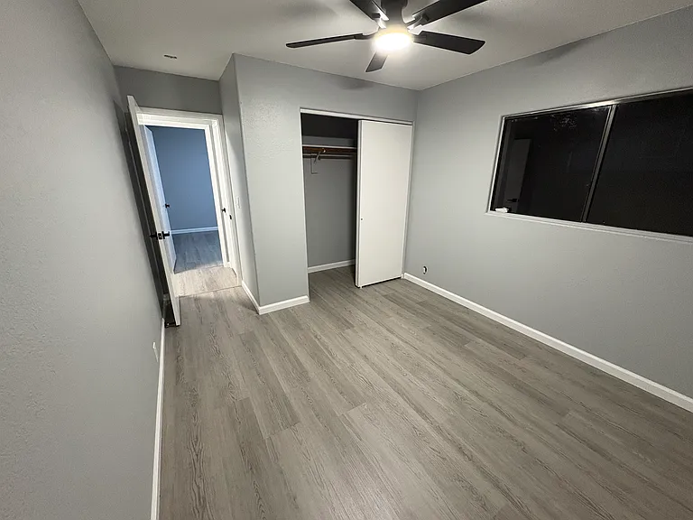 1446 Gregory St #D — Photo 3