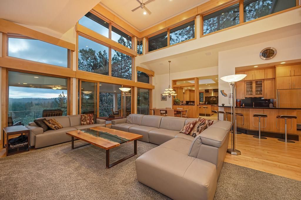 15080 Grand Knoll Drive 3
