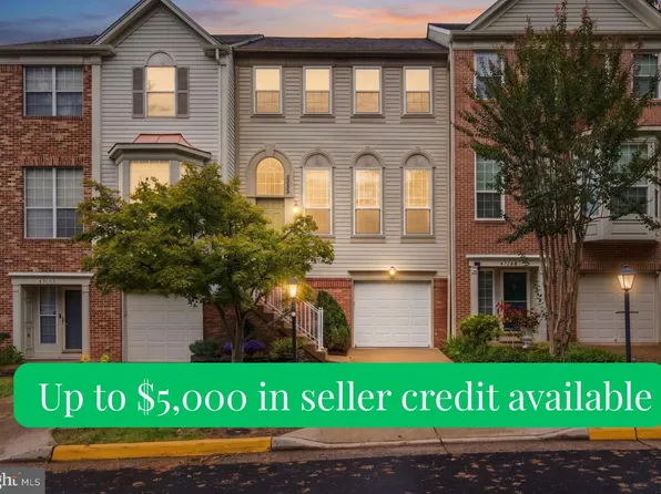 47642 Sandbank Sq, Sterling, VA 20165