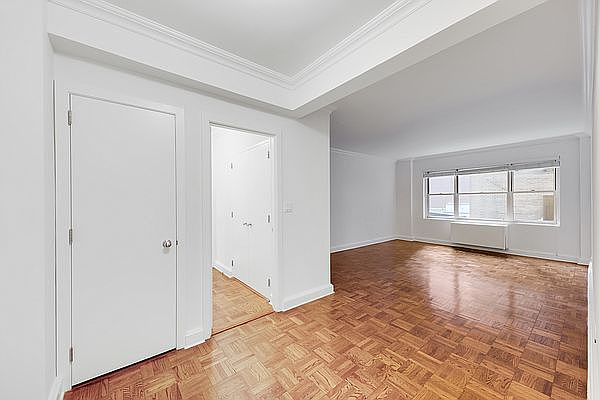 1st image of 136 E 55th St APT 3B
