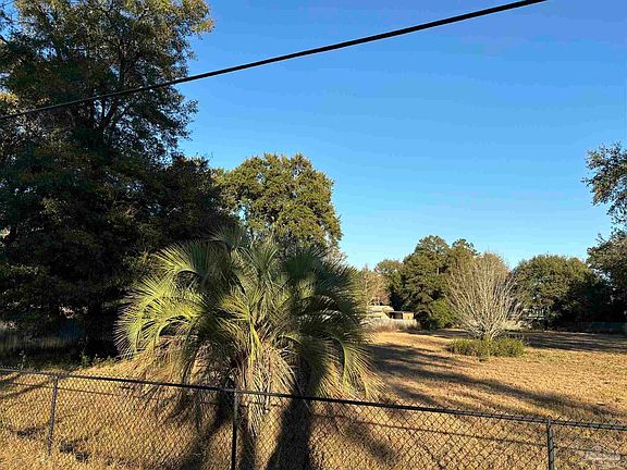 2nd image of 3970 Oakus Dr