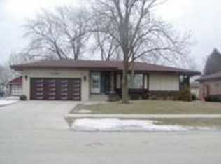 6727 W 88th St, Oak Lawn, IL 60453