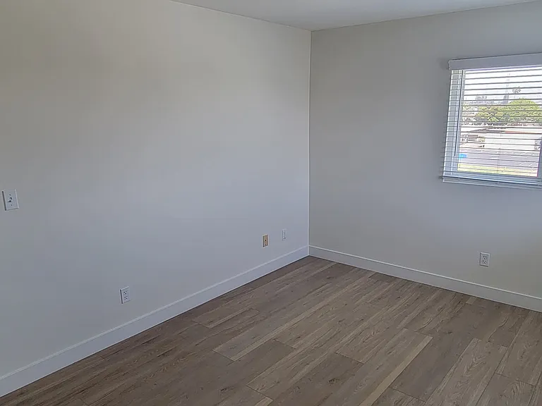 19326 Tomlee Ave — Photo 20