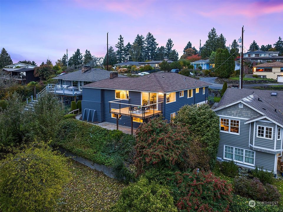 1st image of 11973 Marine View Drive SW