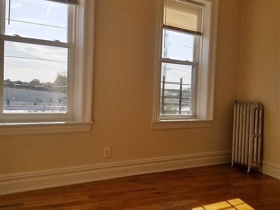 3rd image of 55 Corbin Ave APT 41
