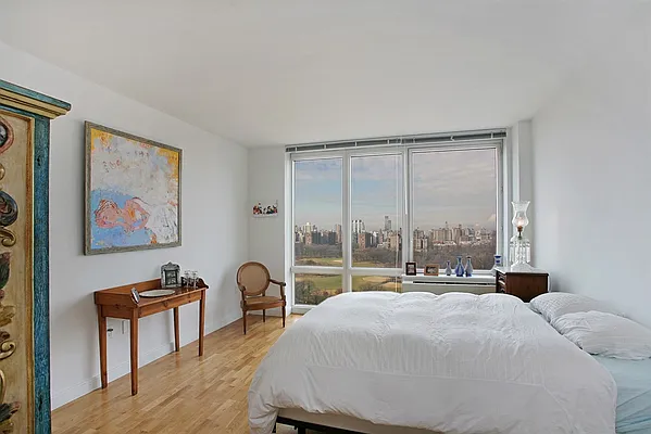 Rented by Corcoran | media 12