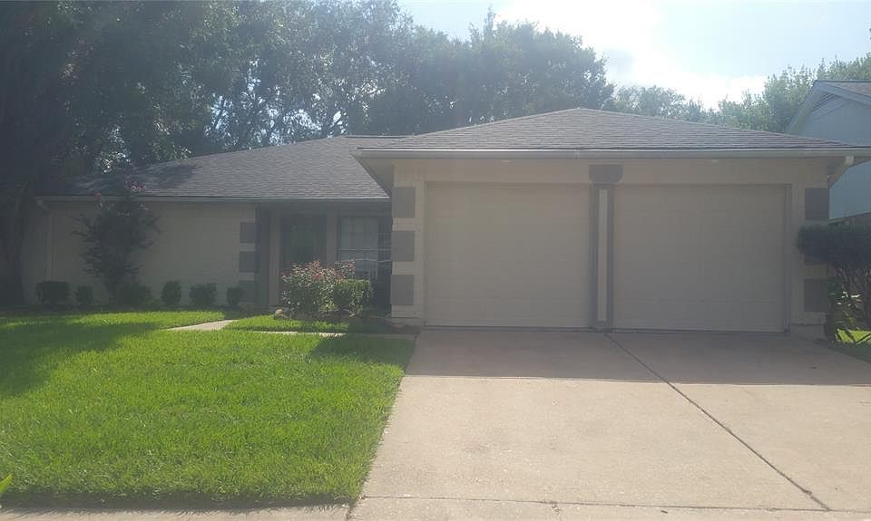 1st image of 2319 Cypressvine Dr