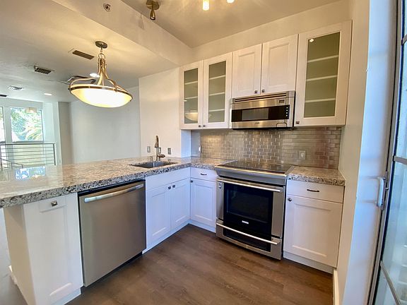 2nd image of 1600 Michigan Ave APT 8