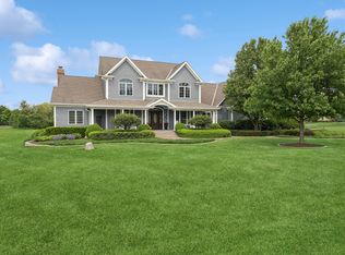 1807 Black Oak Dr, McHenry, IL 60050