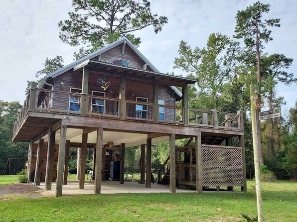8850 Village Creek Club Rd, Silsbee, TX 77656