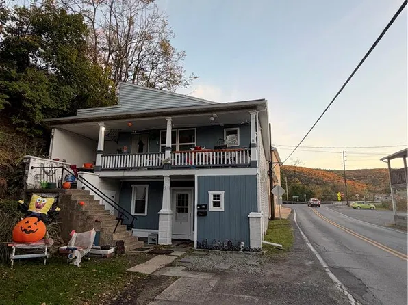 37 Canal St, Lehighton, PA 18235