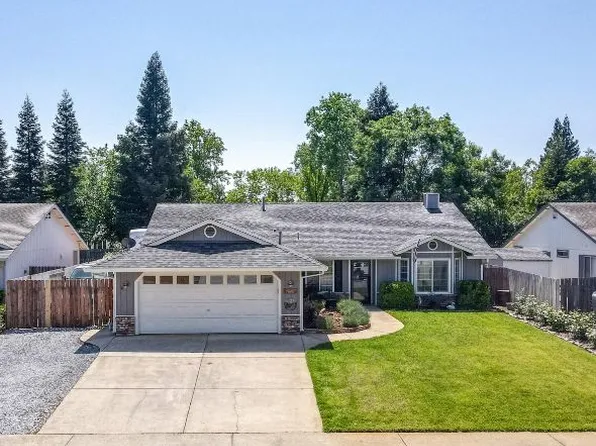 1942 Catherine Way, Redding, CA 96002