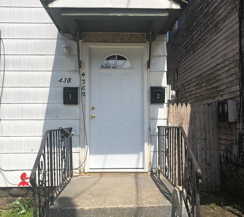 1st image of 438 E 11th St #2