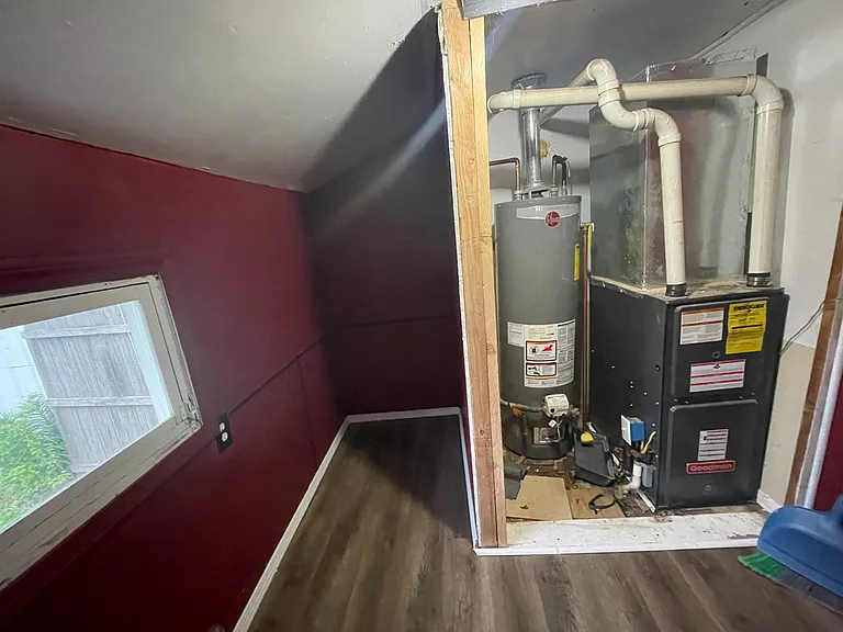 336 E Wolcott St — Photo 13
